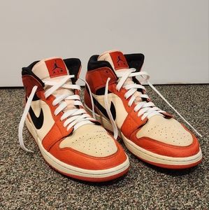 Air Jordan 1 Retro Mid SE 'Team Orange', Size 12